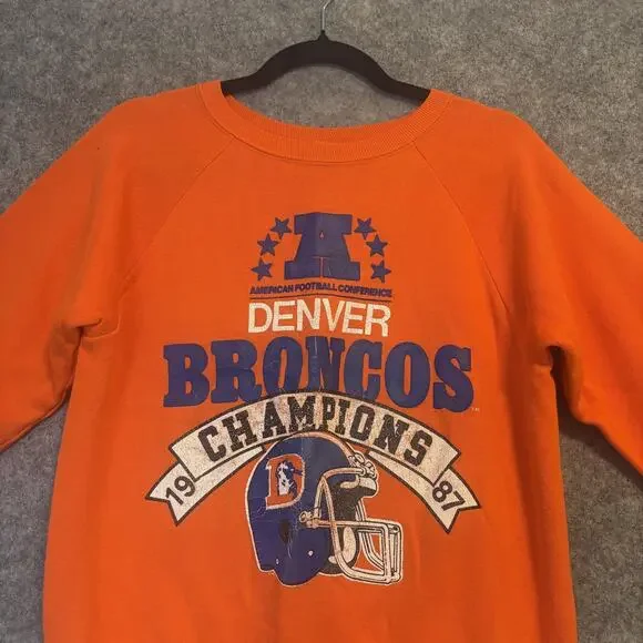 Champions Sweatshirt Mens Size Medium Orange Denver Broncos NFL Football AFC Vtg